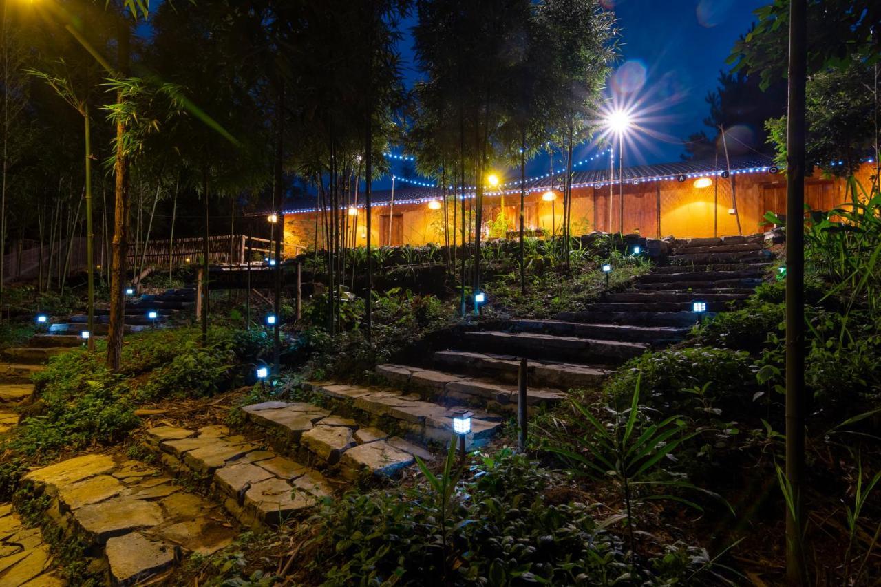 Chook Bungalow Ha Giang Buitenkant foto
